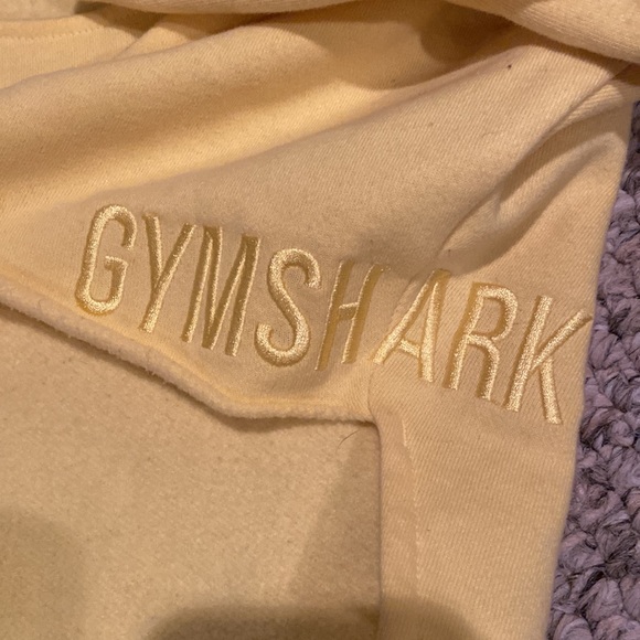 Gymshark Hoodie Half cut - Picture 2 of 7
